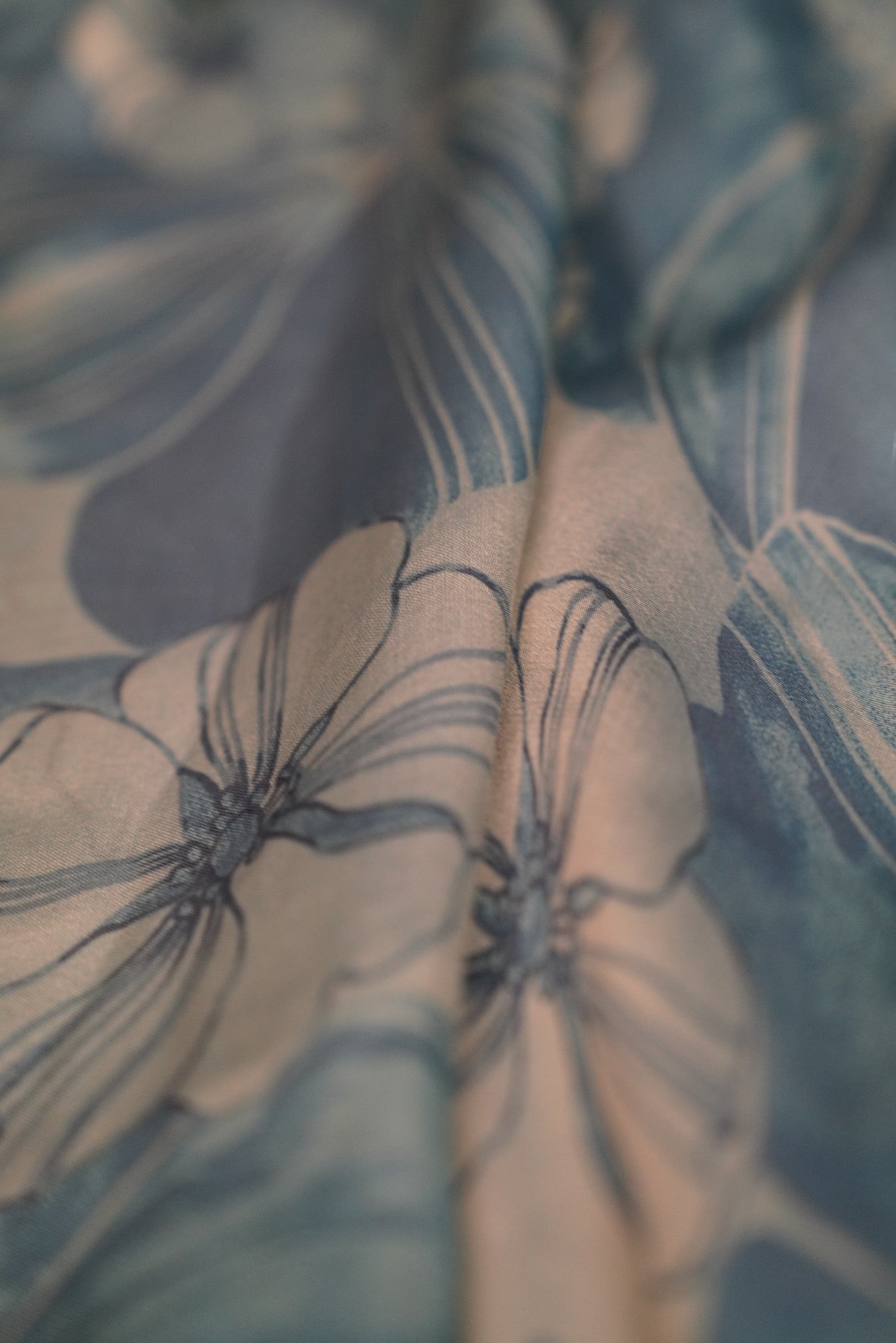 Loro Piana Umhang Bluse Seide Sommer mit Gürtel neue florale Motiv
