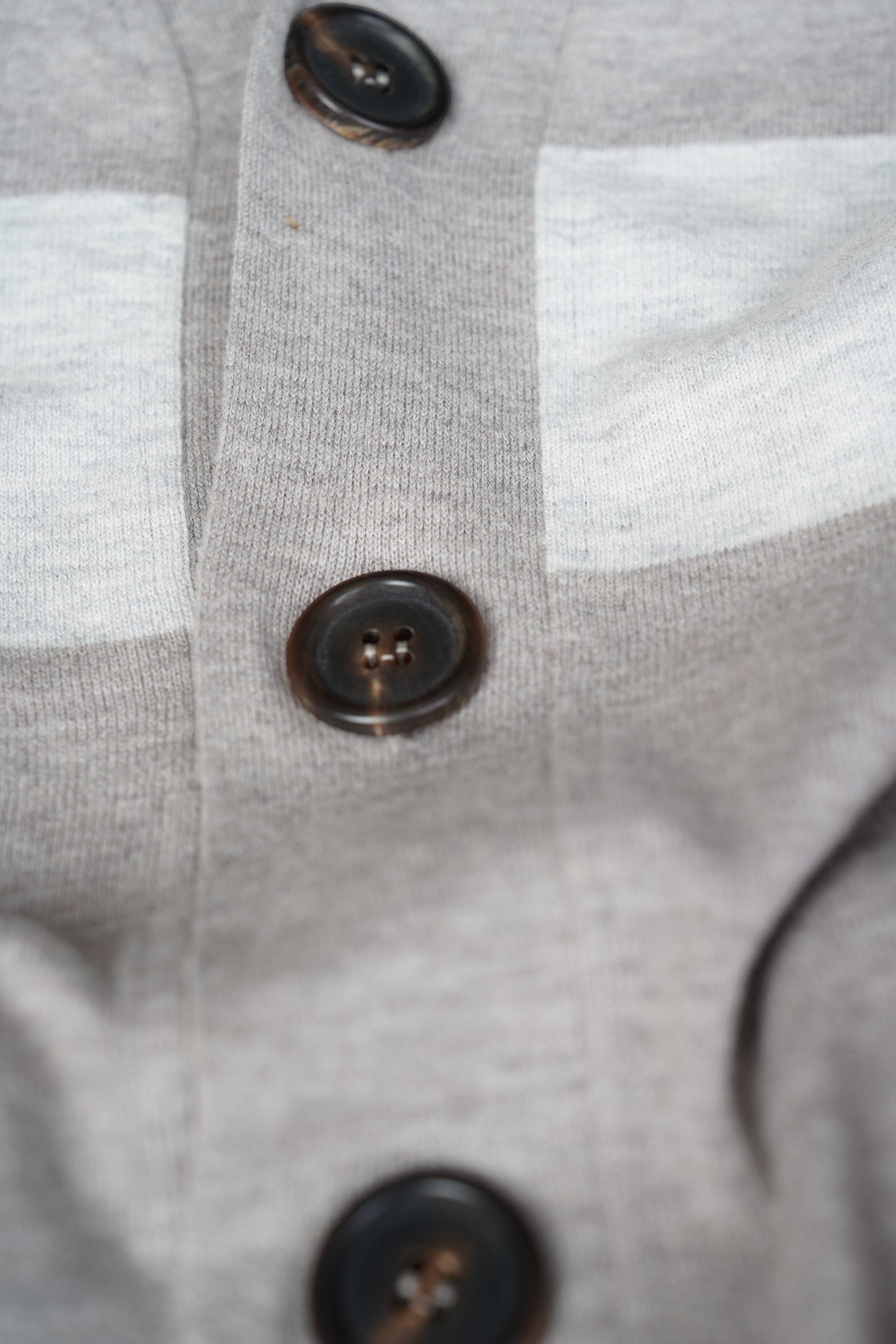 Brunello Cucinelli Cardigan gris coton