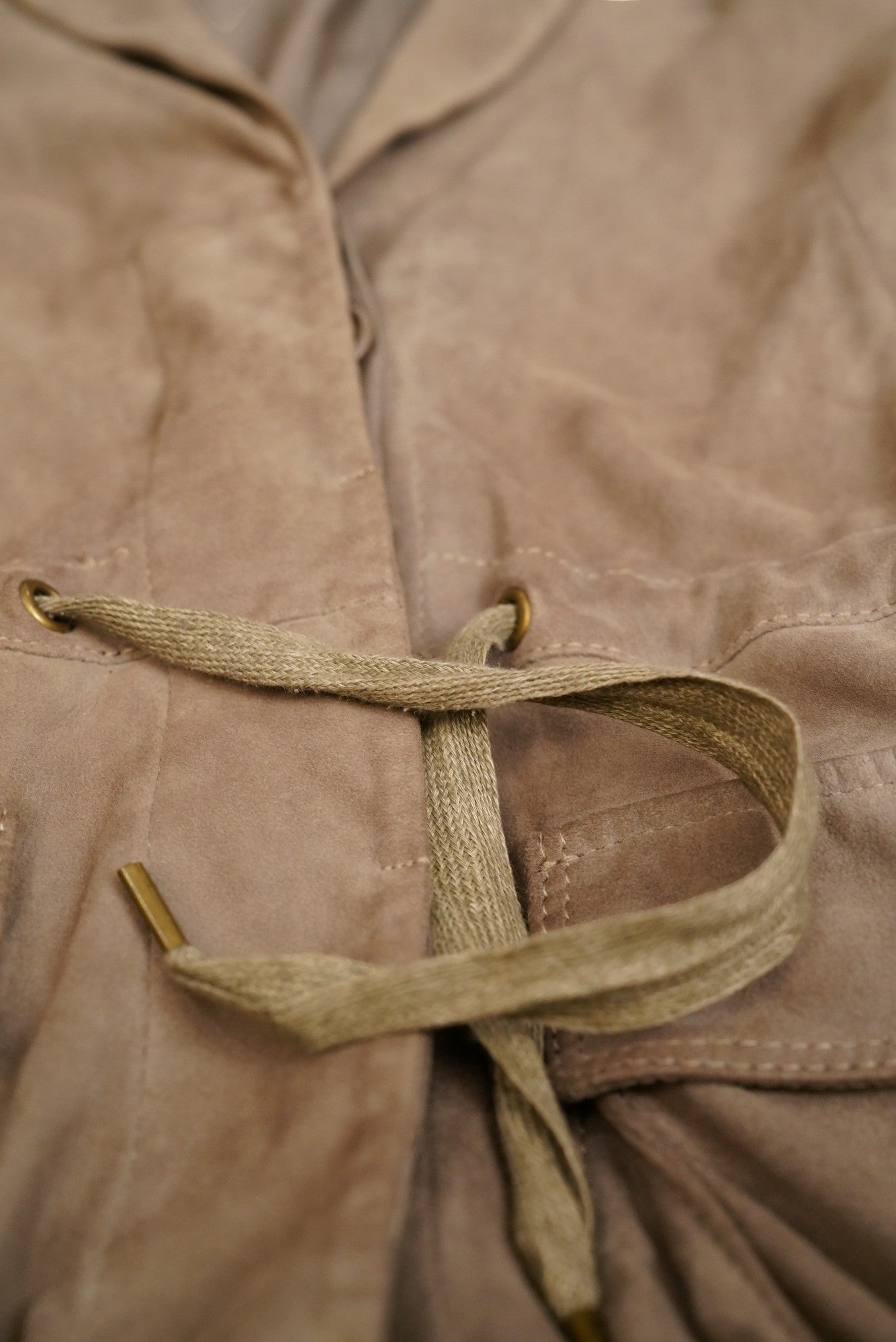 Brunello Cucinelli Veste Gilet en daim et soie manches courtes 38/40 (D)