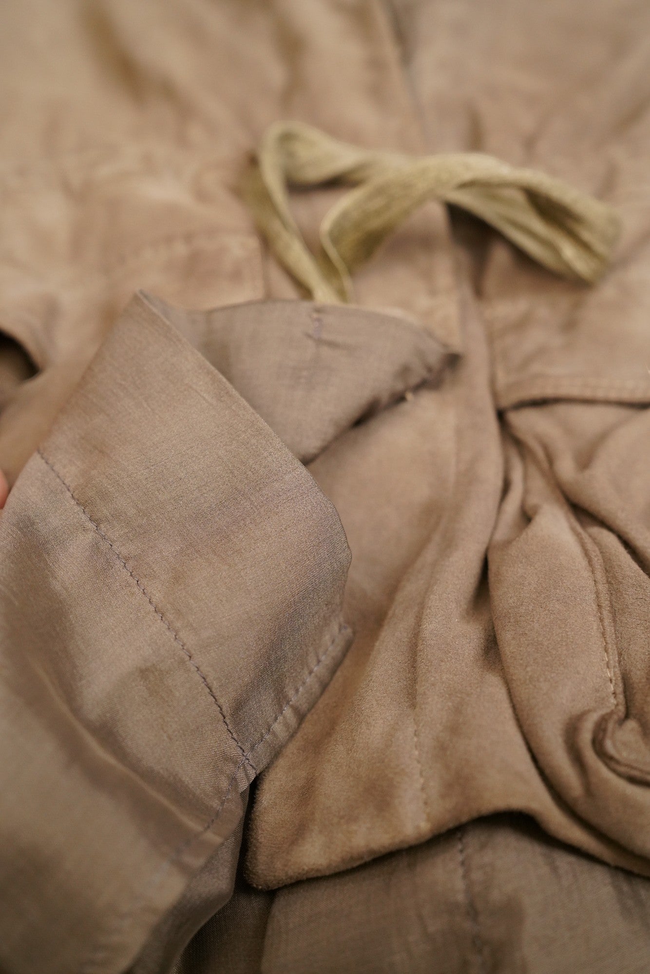 Brunello Cucinelli Veste Gilet en daim et soie manches courtes 38/40 (D)