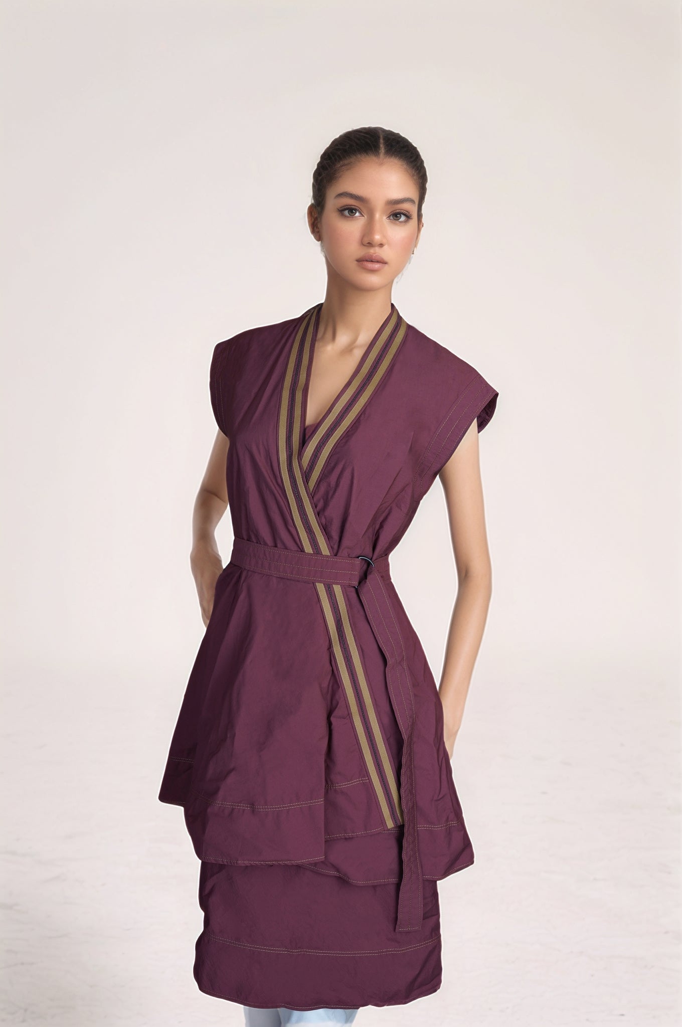 Brunello Cucinelli Kleid aus Baumwolle mit Gürtel und Monili Detail Kimono Sommerkleid