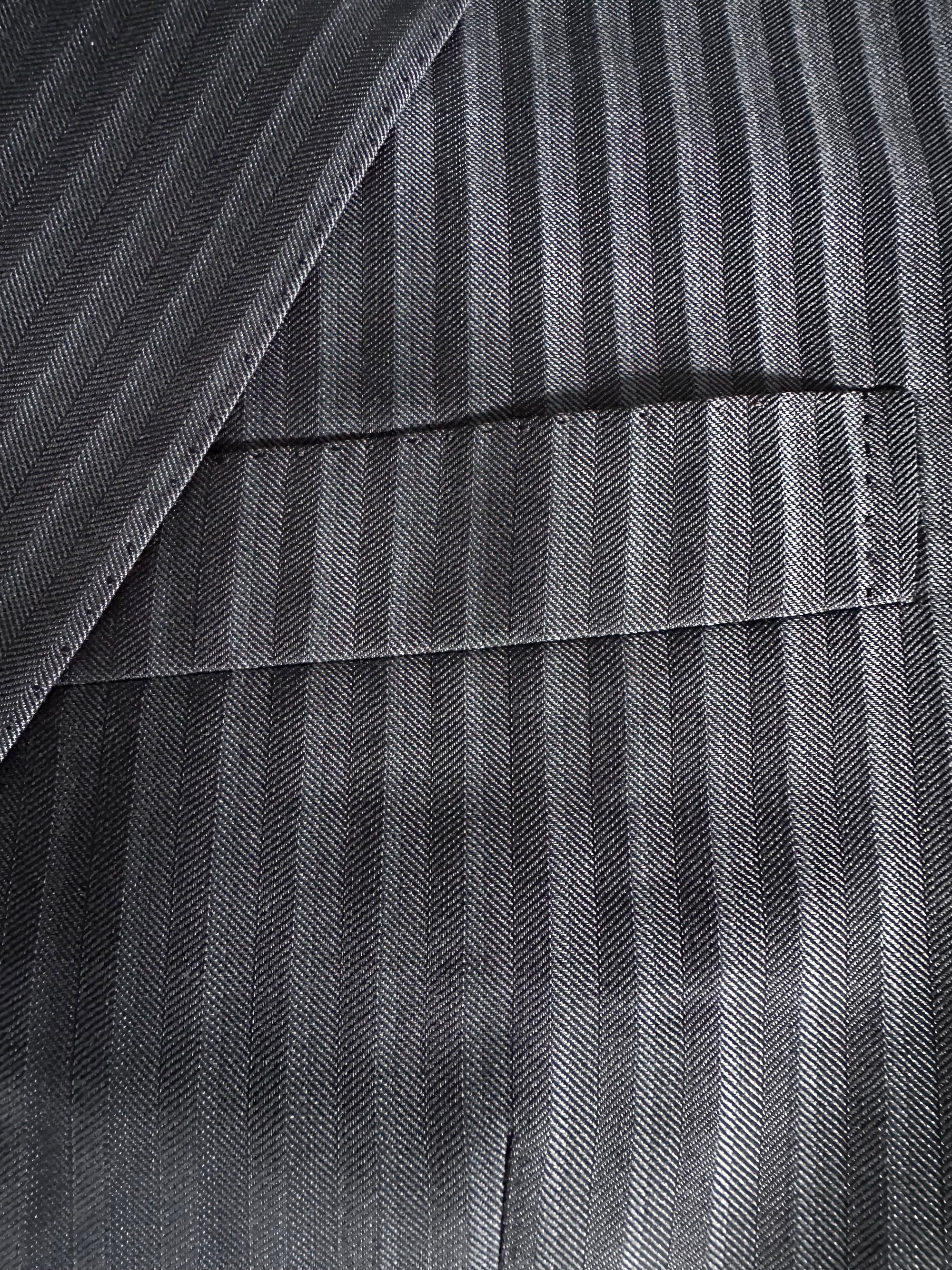 Brioni jacket 52 Large Virgin wool/silk