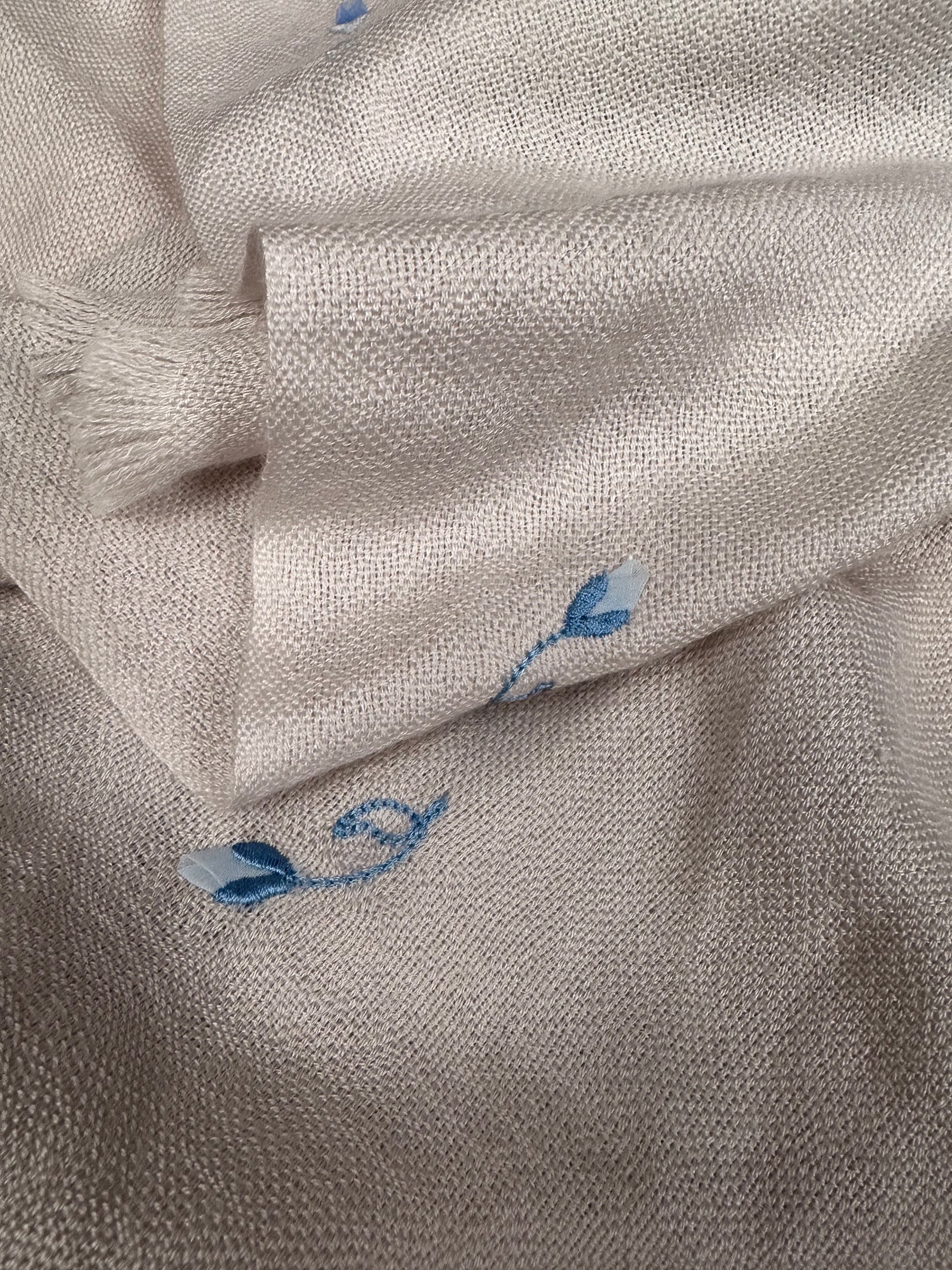 Loro Piana Echarpe d'été Etole 70* 200 Cachemire/Soie avec franges