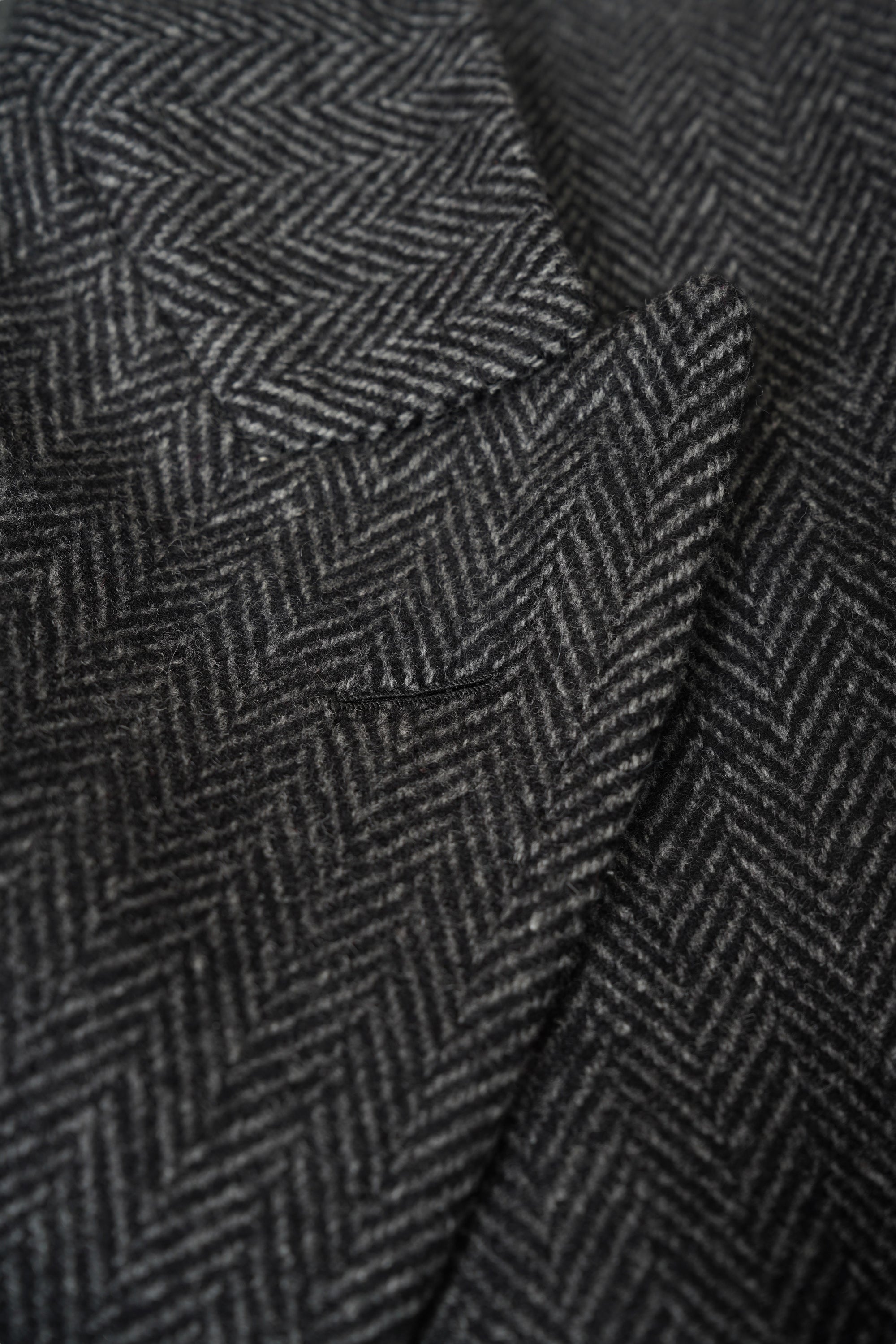 Brioni Wollmantel mit Kaschmir Herren Doppelreihig Herringbone Fischgräte