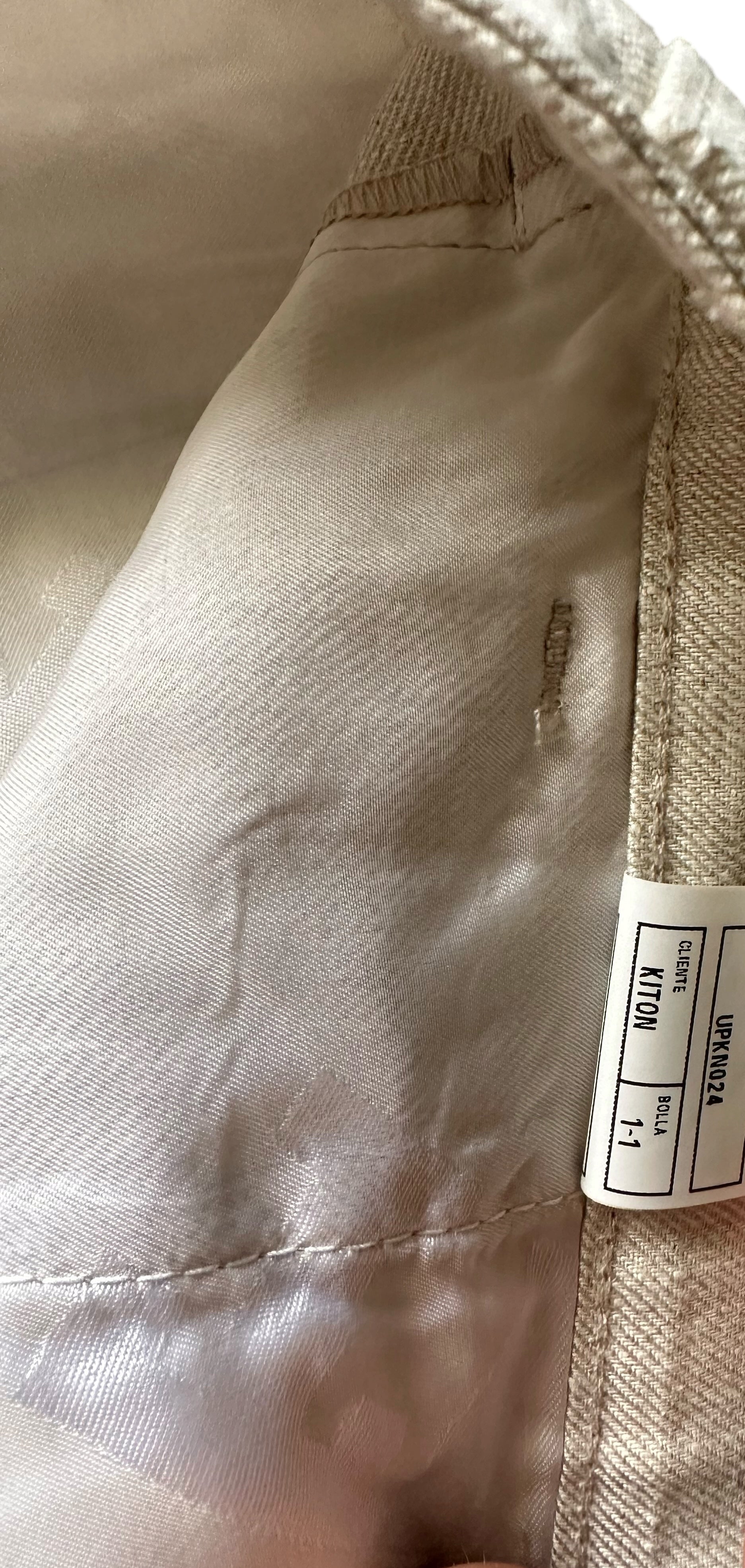 Kiton 牛仔裤 蓝色 50 (34) 浅水洗 货号： 1009