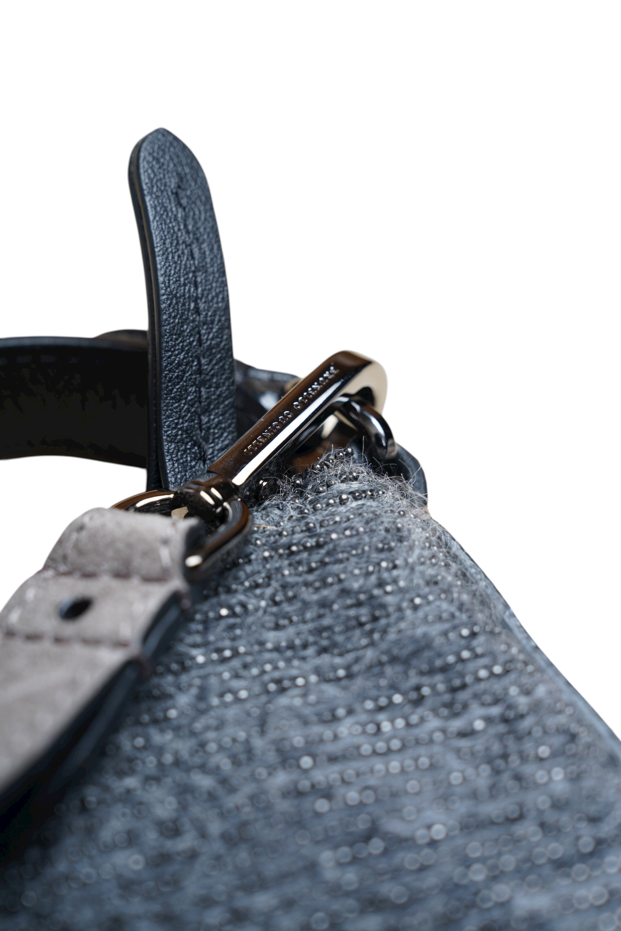 Brunello Cucinelli Pouch Handtasche aus Kaschmir Monili und Denim mit Veloursleder Trageband