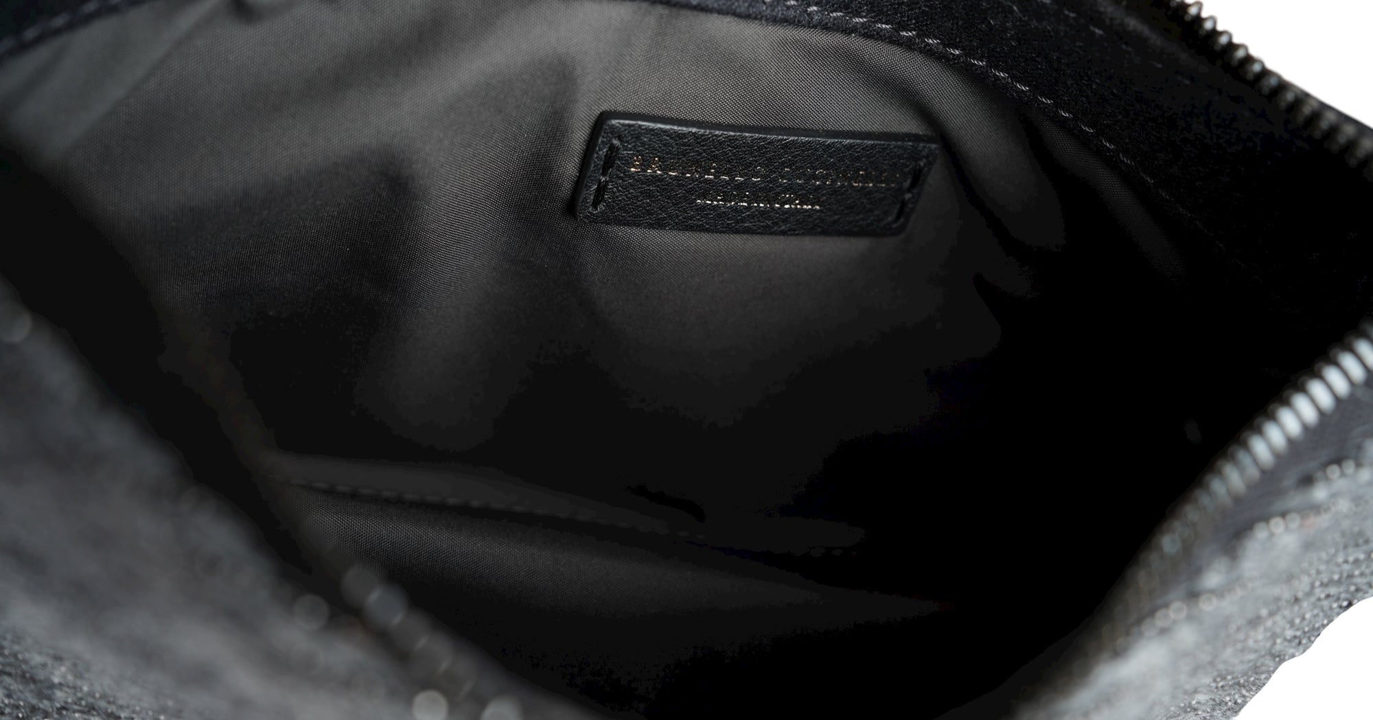 Brunello Cucinelli Pouch Handtasche aus Kaschmir Monili und Denim mit Veloursleder Trageband