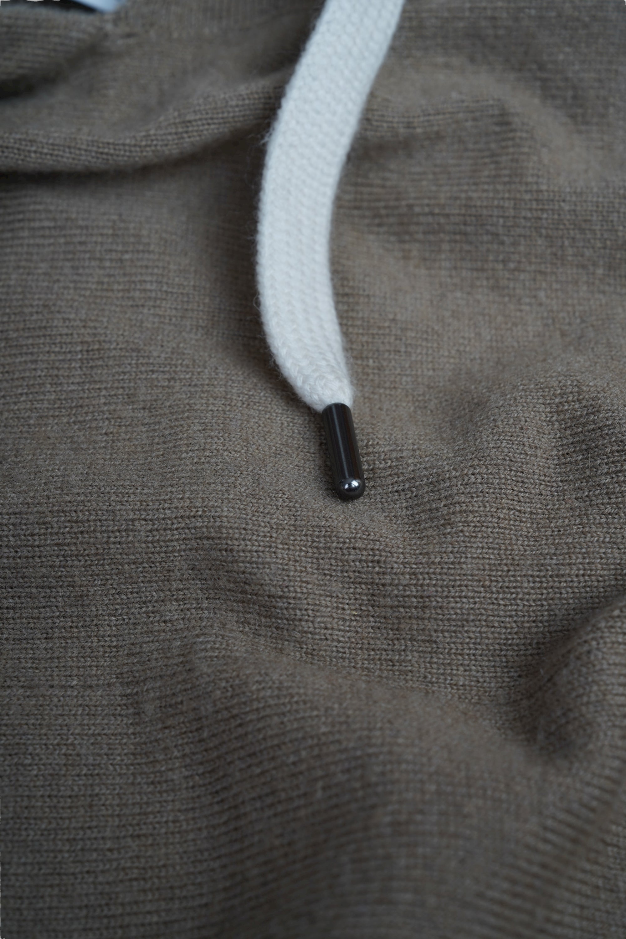 Brunello Cucinelli Pullover Kaschmir Hoodie braun mit Monili Details Oversize
