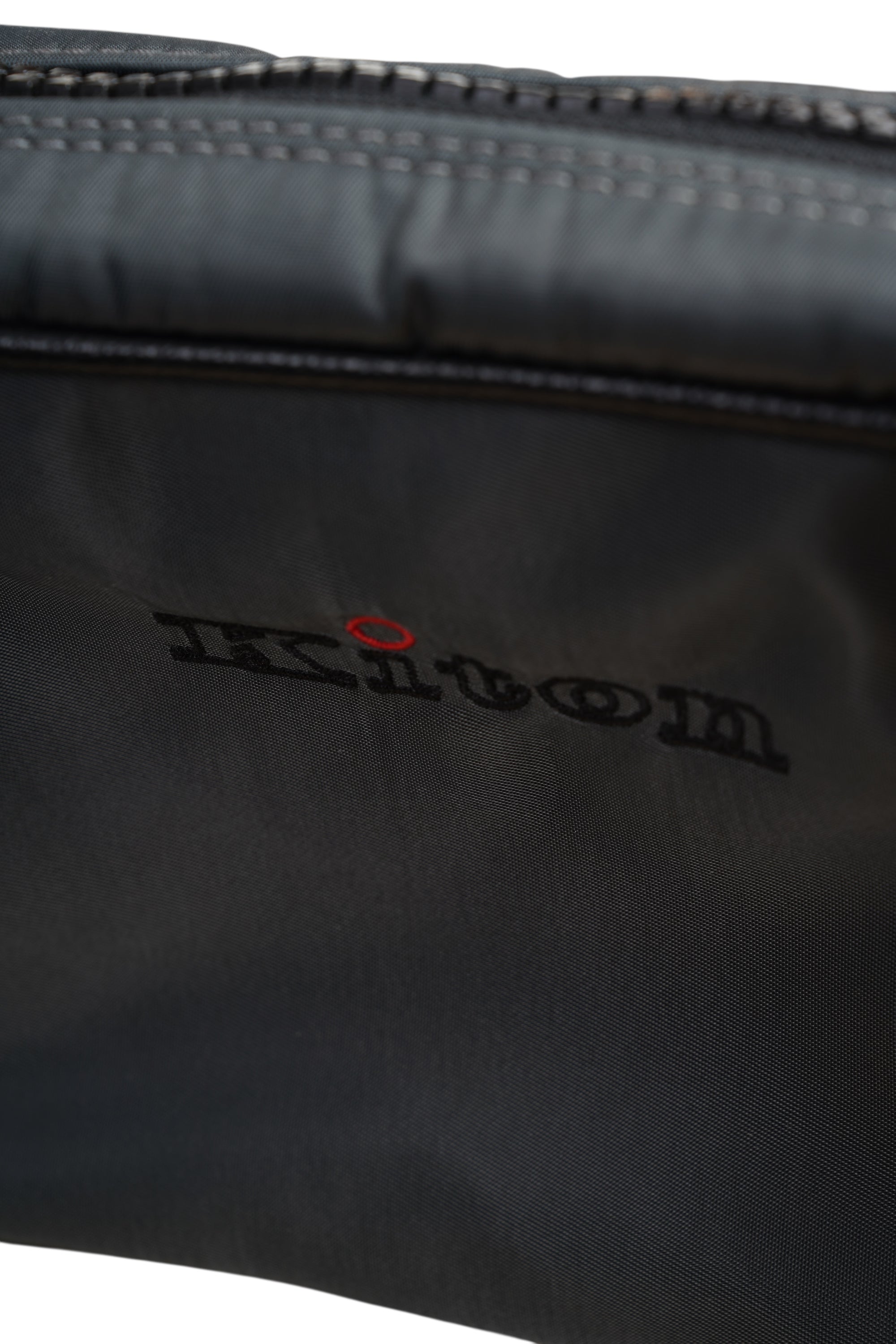 Kiton Pochette Beautycase Tasche mit Details aus Leder