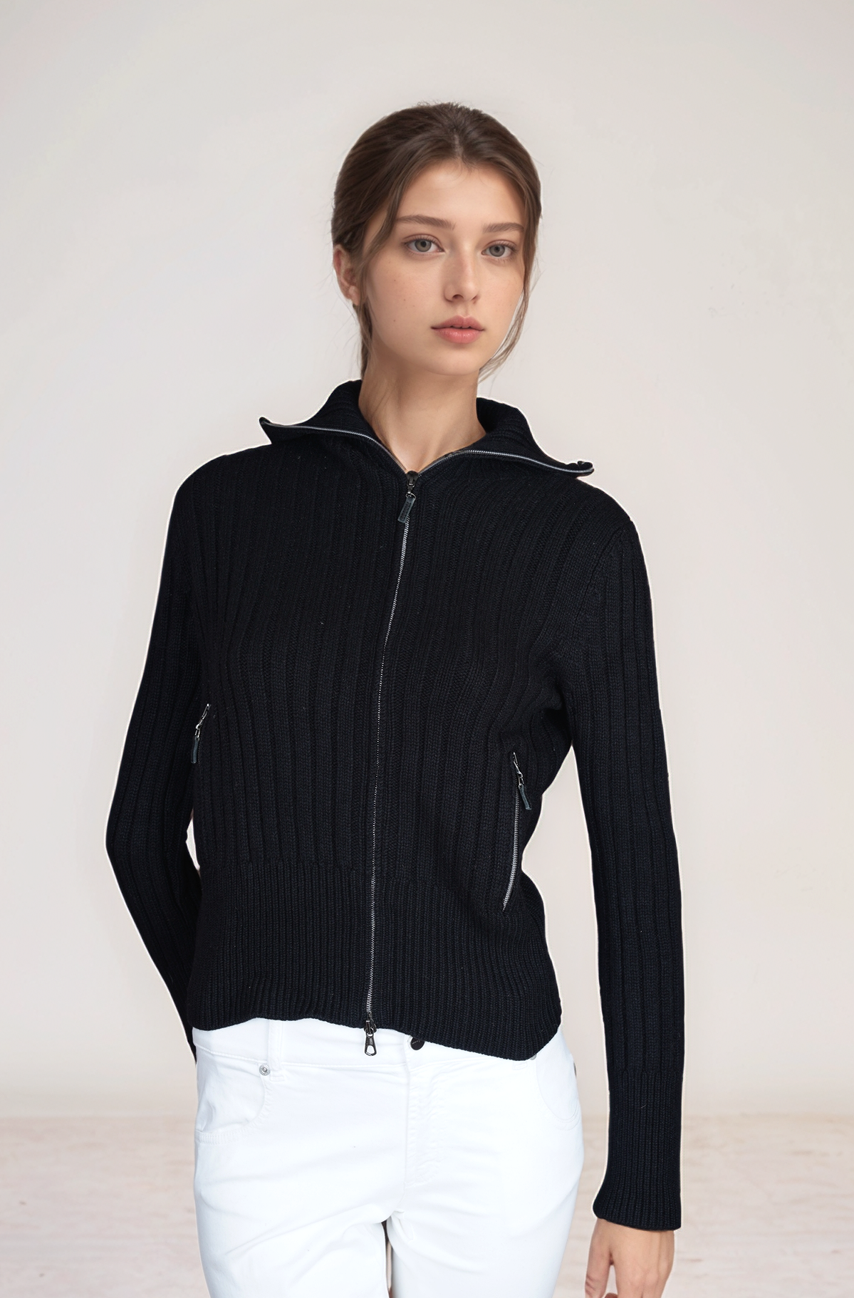 Brunello Cucinelli Strickjacke mit Kaschmir und Seide Cardigan hoher Kragen Reißverschluss