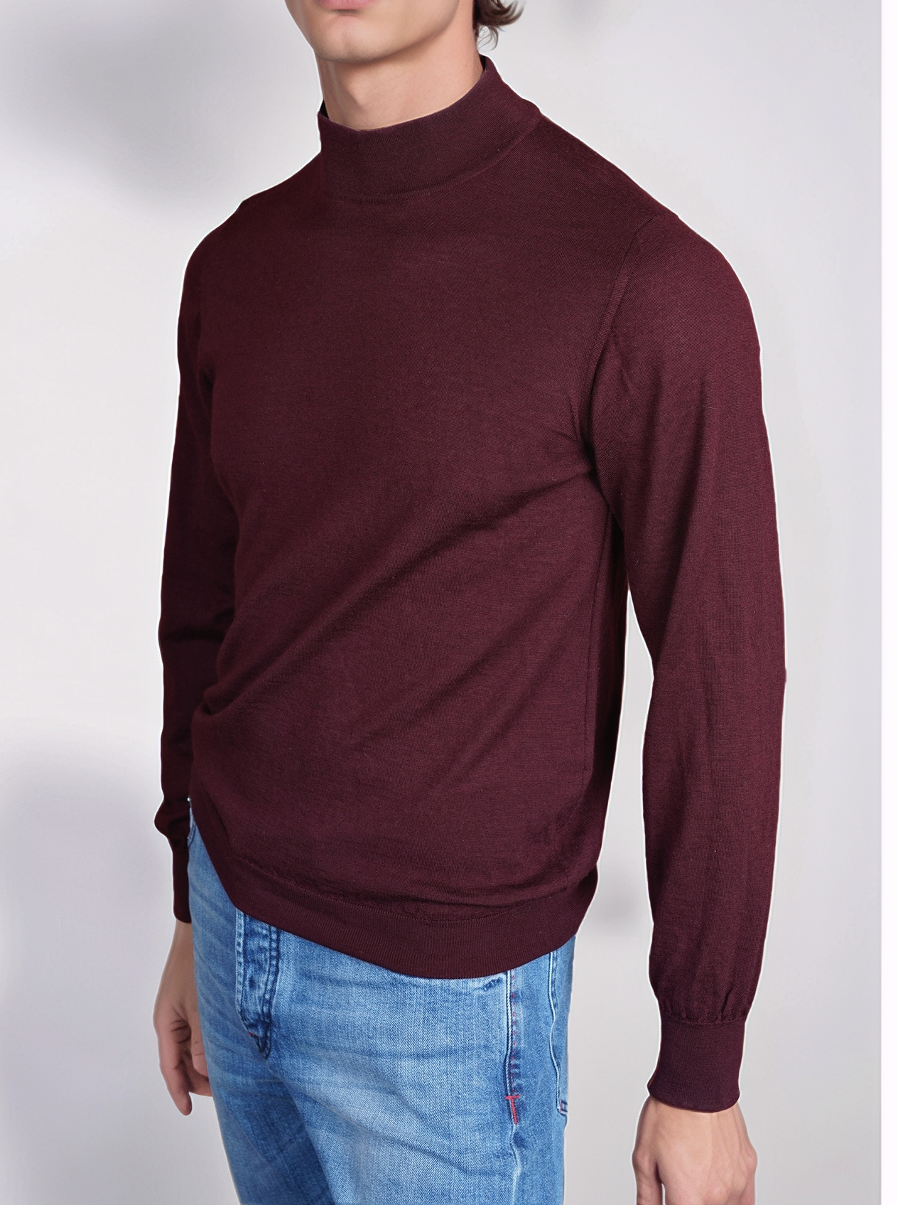 Brioni Pullover Rundhals aus edler Kaschmir-Seidenmischung mit hohem Kragen